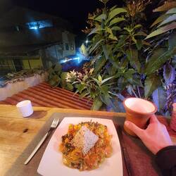 Vegetales al curry (curry vegetables and rice)