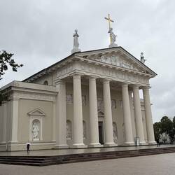 Die Kathedrale wirkt mehr wie ein Tempel