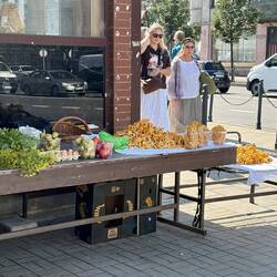 An den Marktständen überwiegend einheimische Produkte