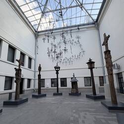 Historische Kreuze als Kulturgut Litauens, die man so auch auf Friedhöfen sieht