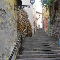 Heading up to Upper town