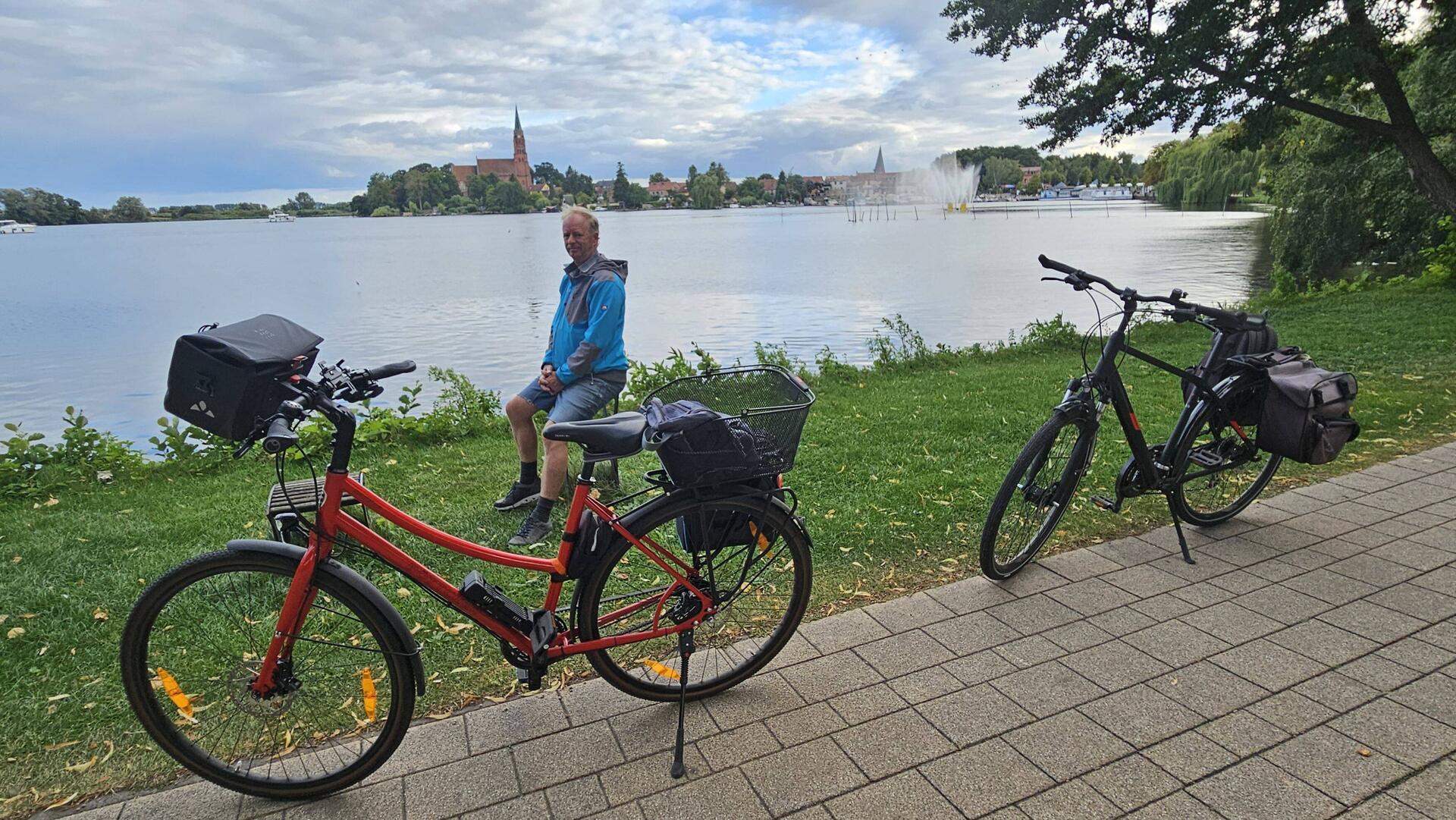 Fast am Ziel - Seepromenade in Röbel