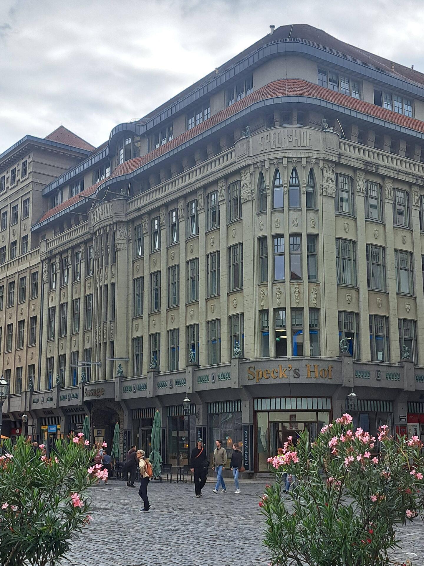 Speck's Hof, die älteste noch erhaltene Ladenpassage