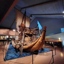 Ra II, papyrus reed boat.