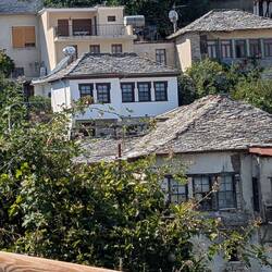 Houses I'm Dunavat quarter