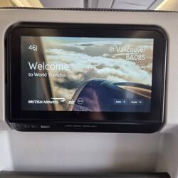 Ganz liebe Grüsse aus dem Flugzeug Richtung Vancouver. Aktuell mit 90 Minuten+ Verspätung 😮‍💨.