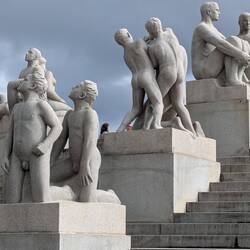 3 der 36 Figurengruppen