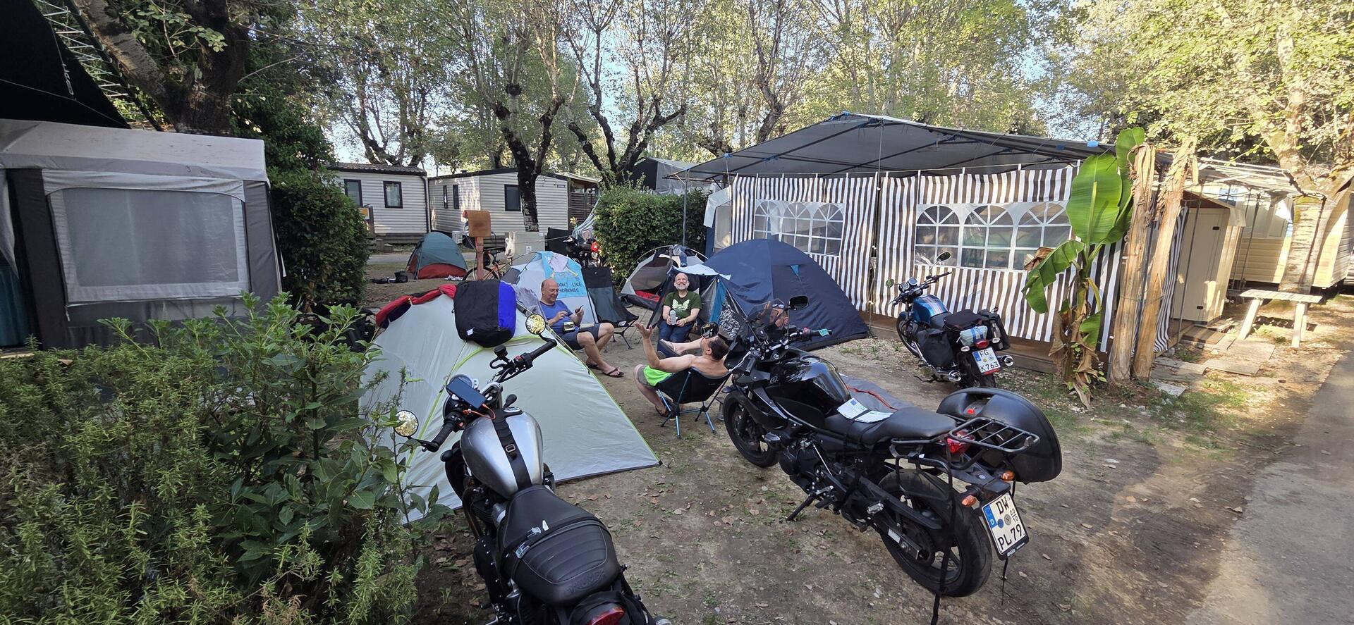 Massencamping im Camp Marina Julia