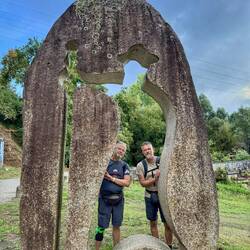 Pilgerdenkmal bei Tui