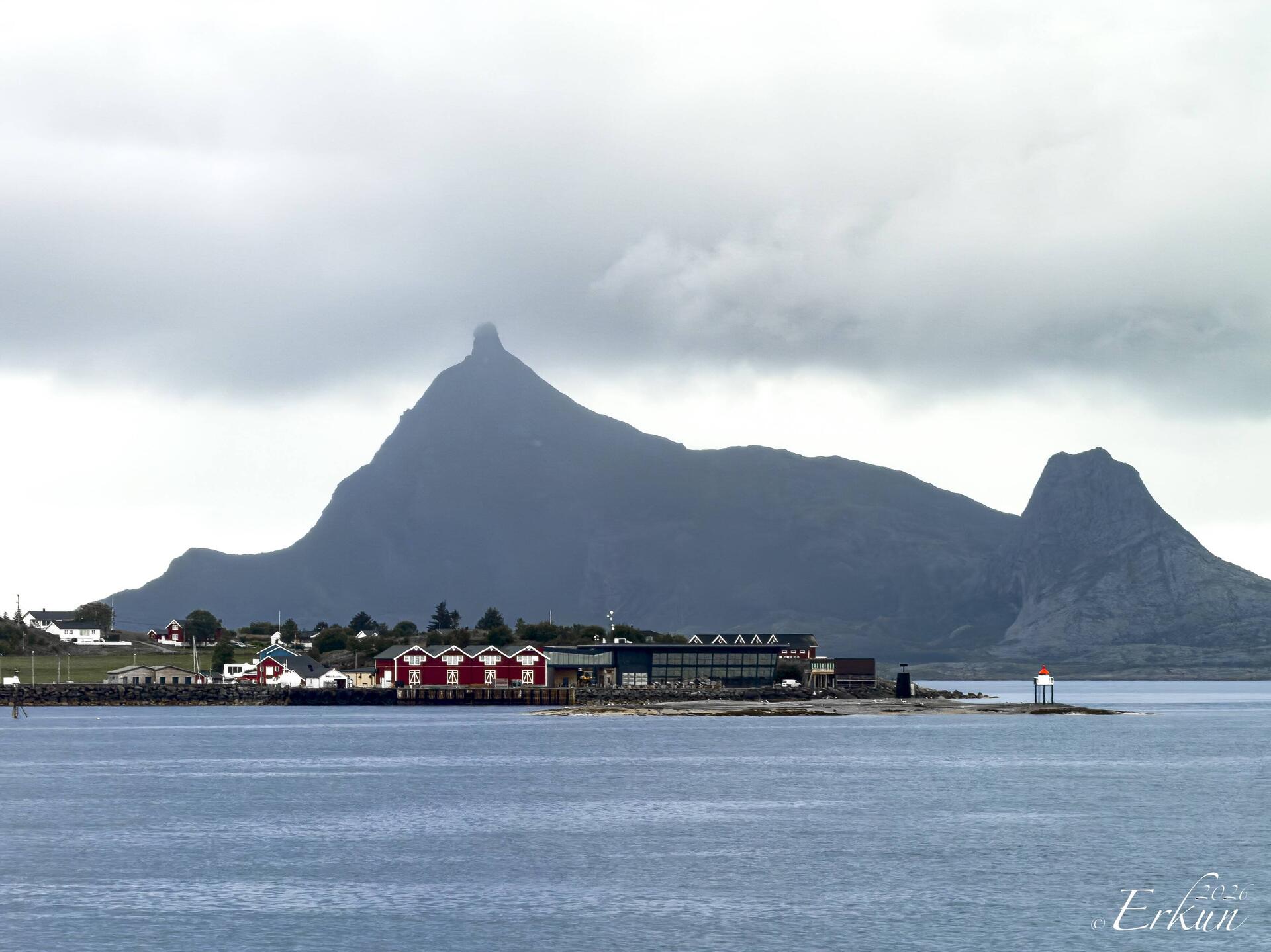 The hamlet on Indre Kvarøy Island ... with the peak of Hestmannen visible in the background.