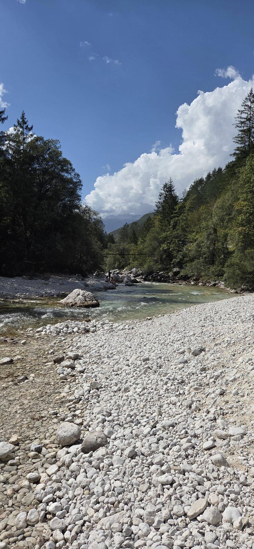 Isonzotal mit extrem sauberem und kaltem Wasser