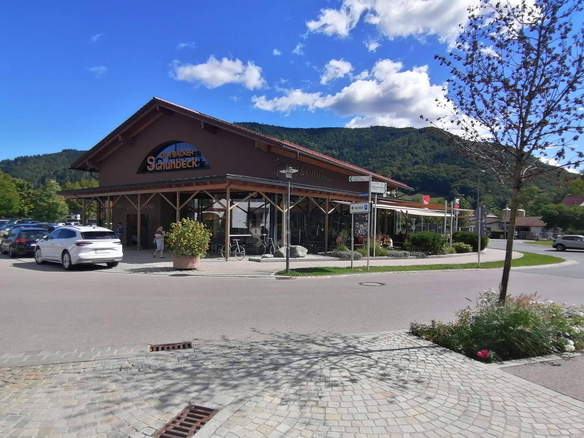 Bäckerei Schuhbeck (nicht verwandt oder verschwägert mit anderen lebenden Personen gleichen Namens)