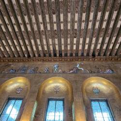 Wooden beam ceiling