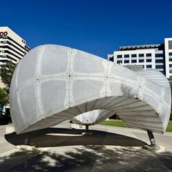 Chinook Arc (Ich werde dieses Kunstwerk auch noch bei Nacht besuchen.)