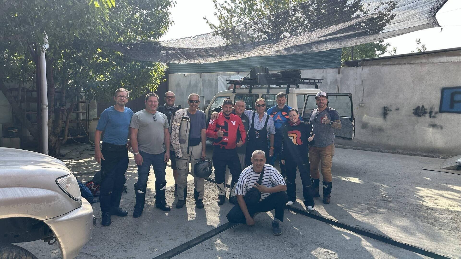 Gruppenfoto vor der Abfahrt