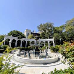 Philharmonic house with an oil millionaire residences behind it