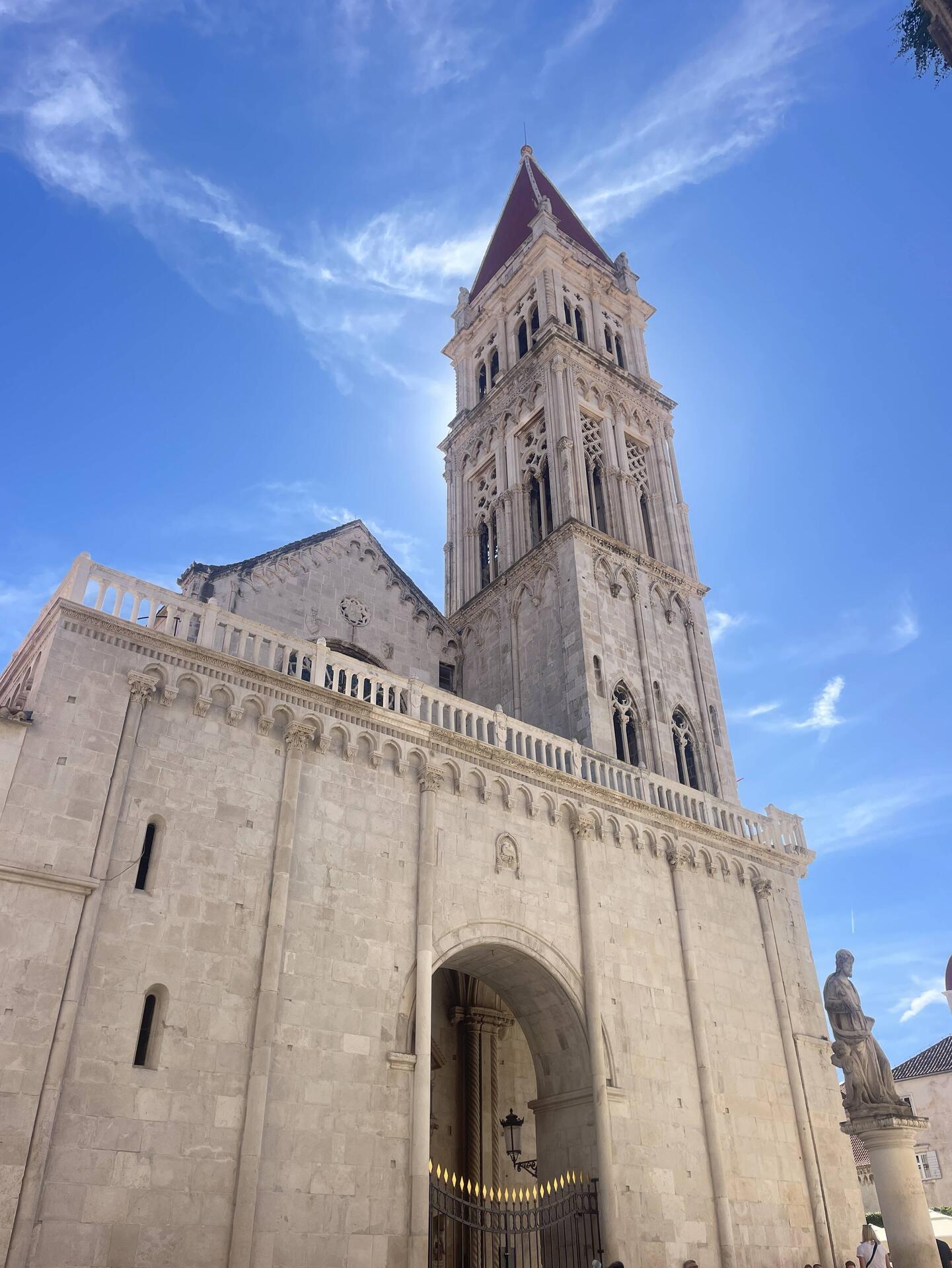 Trojir church