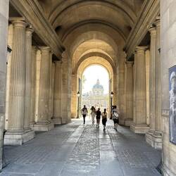 Louvre