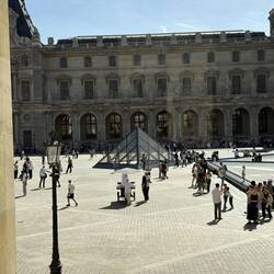 Louvre