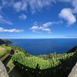 Der zweite Panoramapunkt: Miradouro da Ponta da Madrugada.