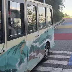 Fahrt mit dem Shuttle zum Peak Three Gorges