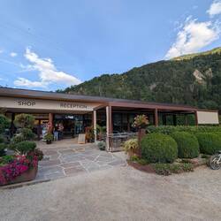 Rezeption Restaurant und Shop