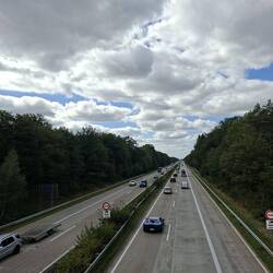 ...eine Autobahn...