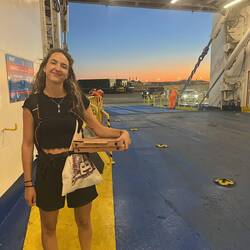 Ausgerüstet für die 12h-Fährfahrt nach Genua ⛴️