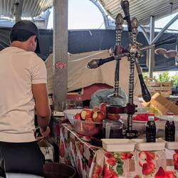 Making pomegranate juice