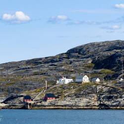 Bøkfjord Lighthouse ... as we leave Kirkenes.