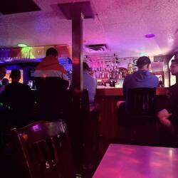 In der Gaybar "Texas Lounge" habe ich heute Daniel kennengelernt.