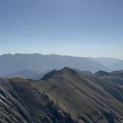 Tagesmission Nr. 1 fahrt zum Colle de la Bonnet. Heftige Fahrt, tolle Aussicht.