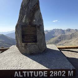 Die höchste durchgehend geteerte Alpenstraße.