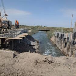 Driving to Khiva - the highway is still being constructed