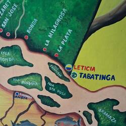 Detailansicht des Dreiländerecks: unten der Lago piranha