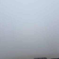 RM 1: Erklimme den Mont Ventoux und fotografiere den Turm. Voila! Weisser Turm in weissem Nebel!
