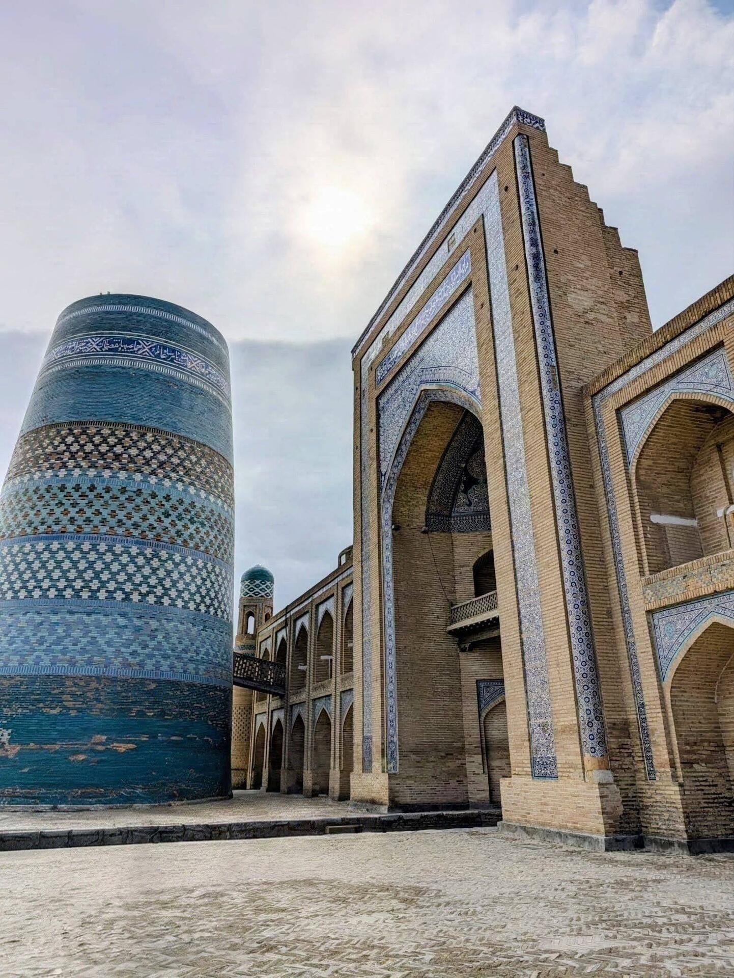 Our hotel on the right next to the unfinished minaret Kalta Minor