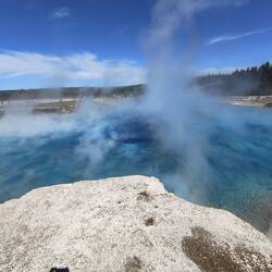 Am Midway Geyser Basin