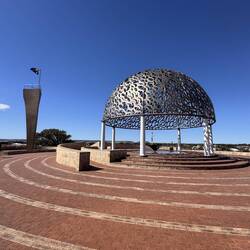 HMAS Sydney Memorial! Eine Gedenkstätte für die größte Seetragödie in der australischen Geschichte