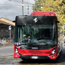 En Ferrari-buss!