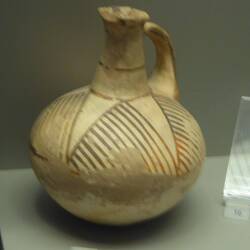 Cycladic jug. 2500 bc