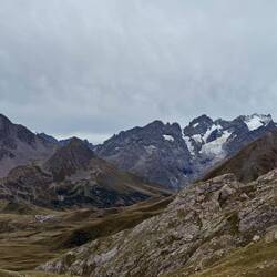 Col du Lautaret ist schon zu sehen - links im Bild