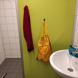 Die beste Kombi: Dusche, Waschbecken, Steckdose
