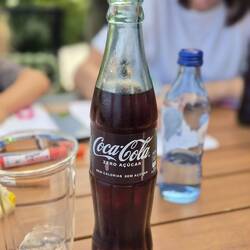 350ml Coke Zero 🥰.