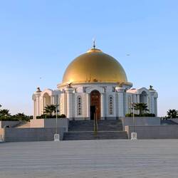 The mausoleum of Turkmenbashi