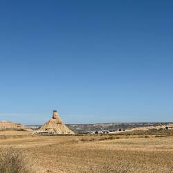...dem Naturschutzgebiet rund um den Castildetierra. Ein verwitterter...