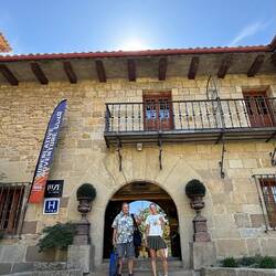 Team #89 Paradise Valley und Team #21 EuroDashDuo sagen morgen: Adiós España - Bonjour la France