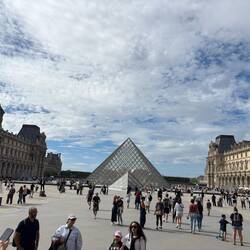 Louvre nicht so krass in echt