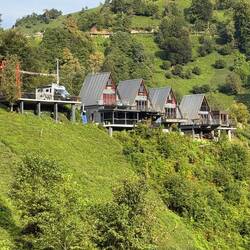 Hier ein Blick aufs Gami Camping, links das WoMo