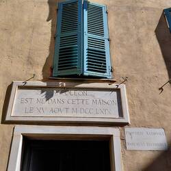 The entrance to Maison Bonaparte